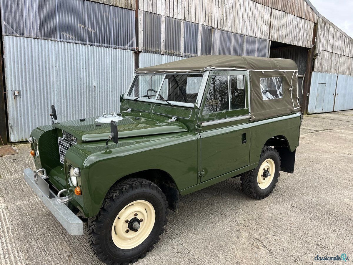 1971' Land Rover Series 2A photo #2