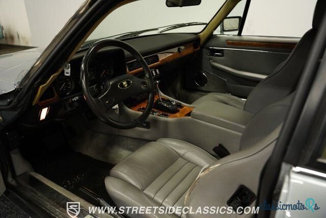 1989' Jaguar XJS photo #2