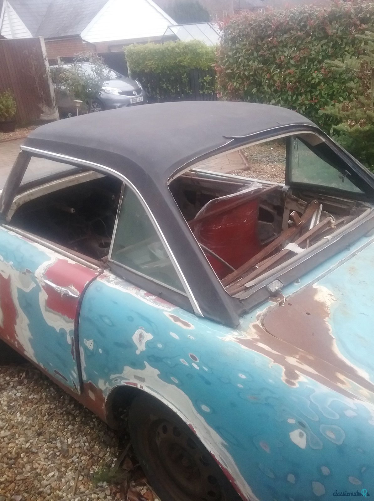 1967' Sunbeam Alpine photo #2