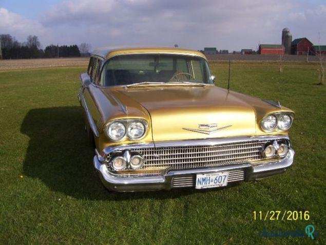 1958' Chevrolet Nomad photo #1