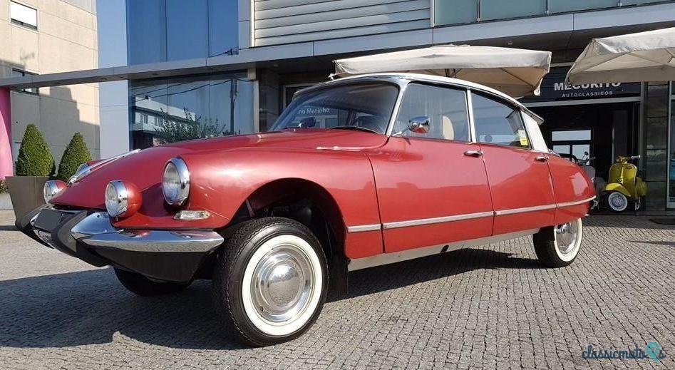 1966' Citroen DS 19 photo #1