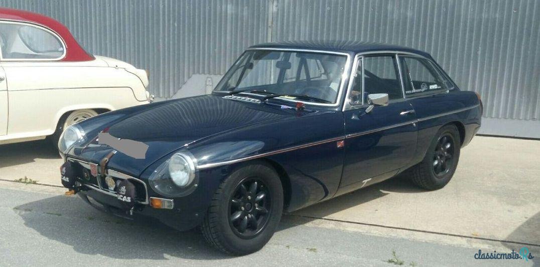 1974' MG MGB Gt photo #3