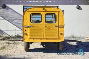 1958' Citroen 2CV photo #2