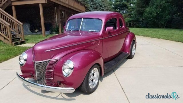 1940' Ford photo #1