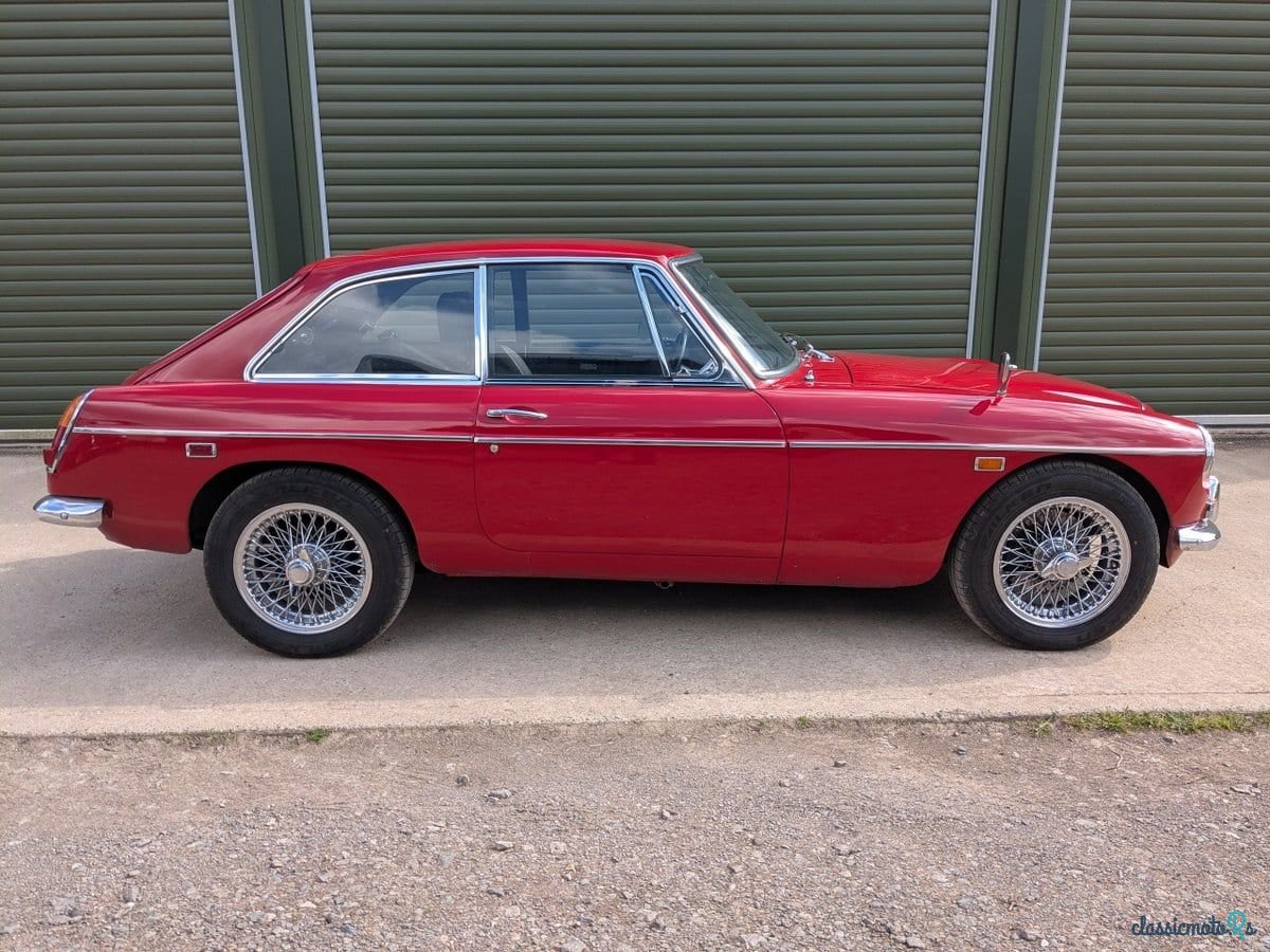 1969' MG MGC photo #1