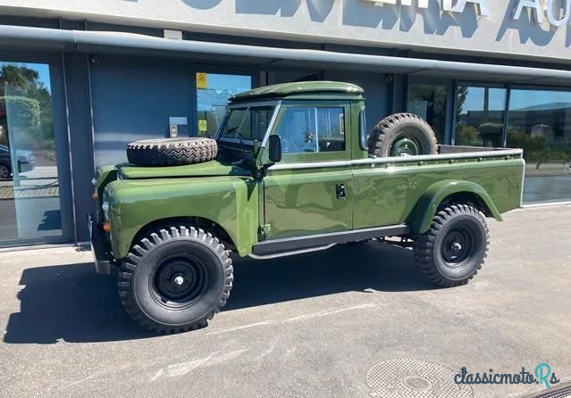 1975' Land Rover Serie III photo #4