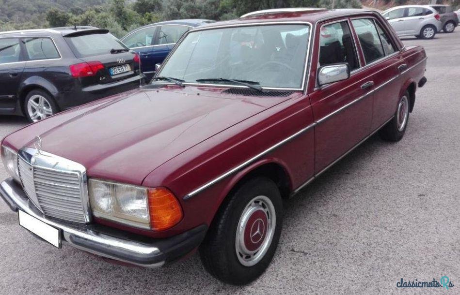 1978' Mercedes-Benz 240 D Limousine photo #1