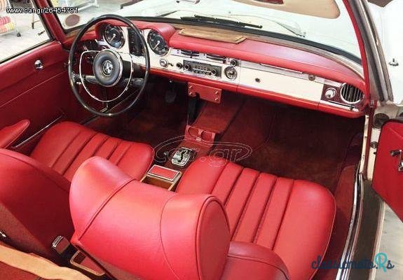 1965' Mercedes-Benz 230 photo #3