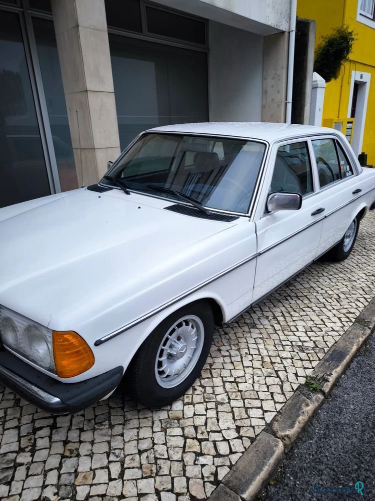 1979' Mercedes-Benz 300 photo #2