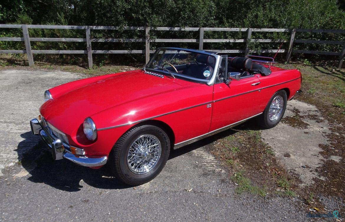 1972' MG Roadster photo #2