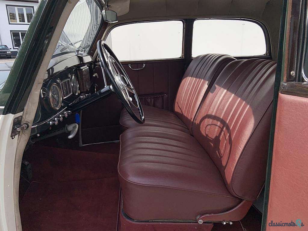 1953' Daimler DB 18 photo #6