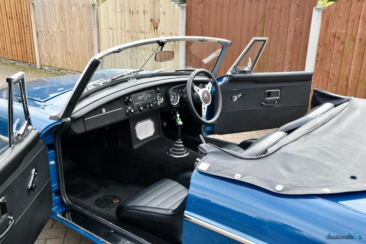 1972' MG MGB photo #6
