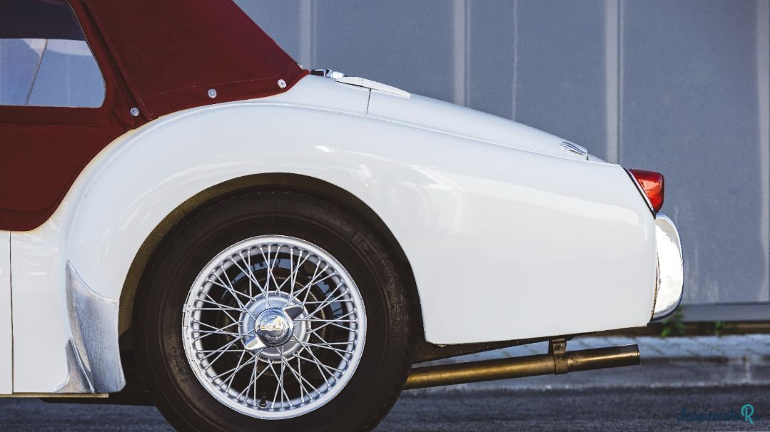 1954' Triumph TR2 photo #3