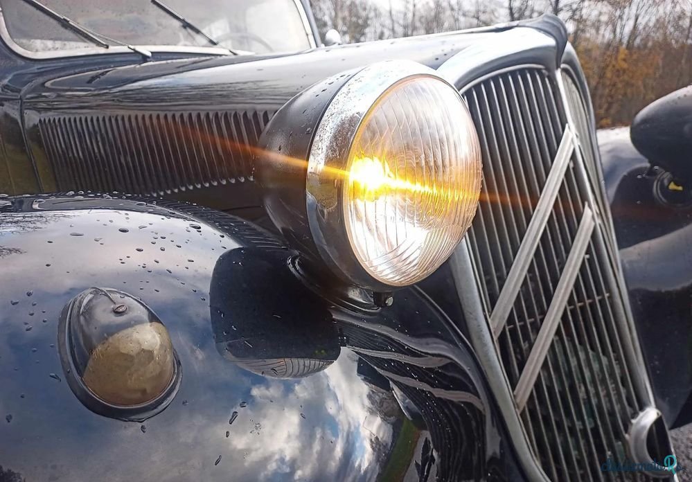 1954' Citroen Berline photo #1