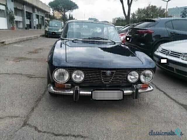 1973' Alfa Romeo GT photo #2