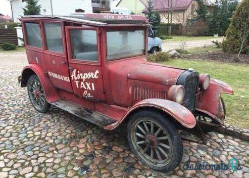 1924' Dodge 4 Door Sedan photo #4