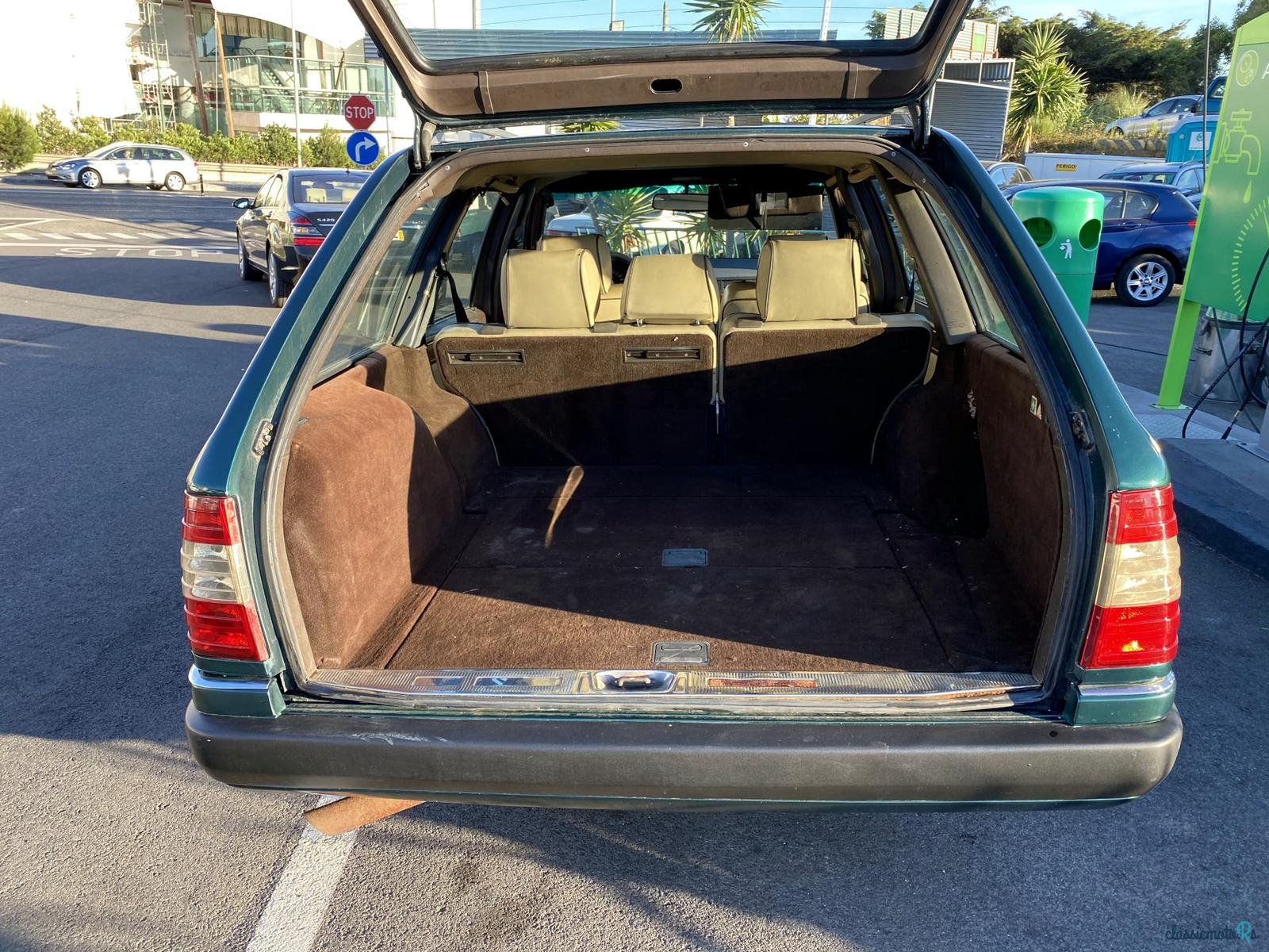 1990' Mercedes-Benz 230 TE photo #7