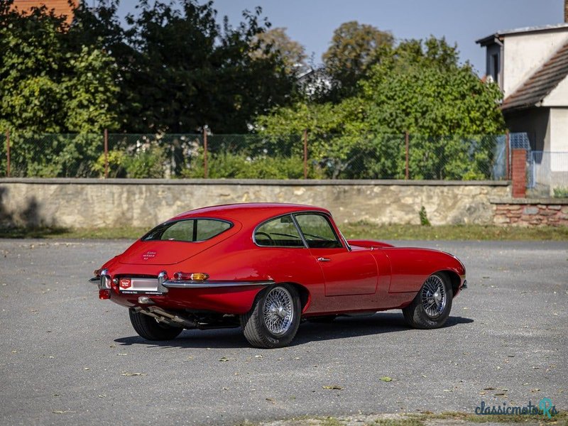 1967' Jaguar E-Type photo #3