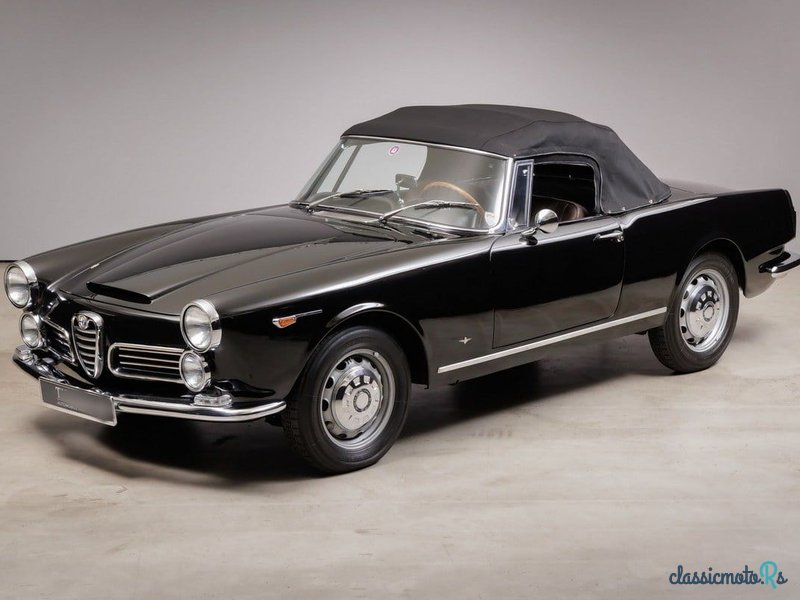 1963' Alfa Romeo 2600 photo #2