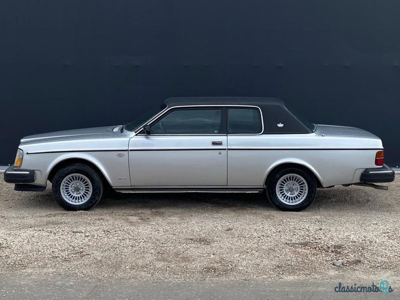 1979' Volvo 262 photo #5