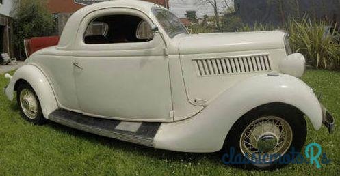 1935' Ford Coupe photo #2