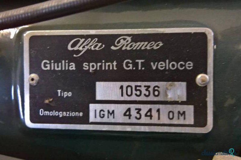 1967' Alfa Romeo Giulia Sprint GT Veloce photo #5