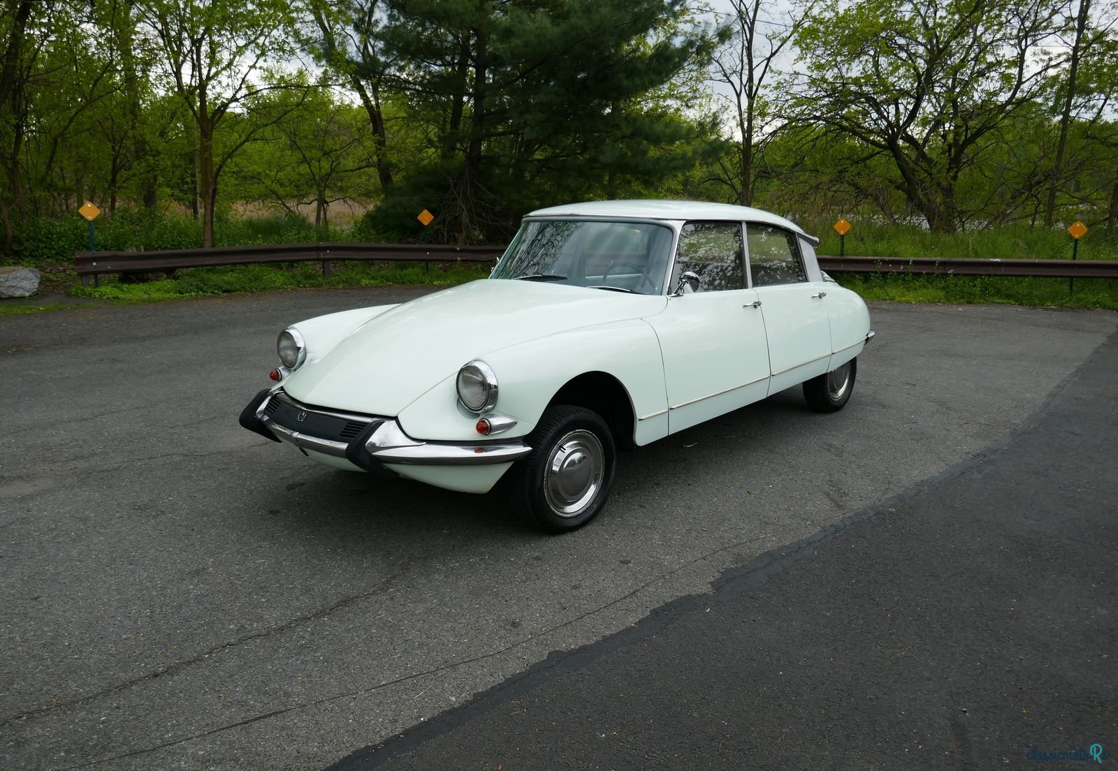 1967' Citroen ID19 photo #3