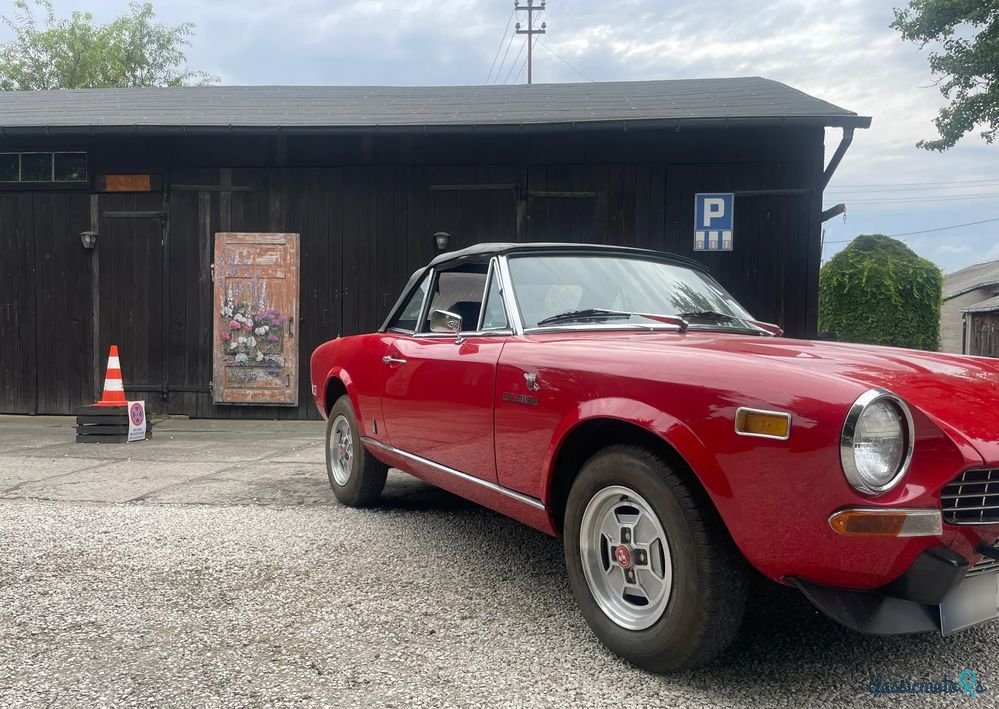 1978' Fiat 124 Spider photo #2
