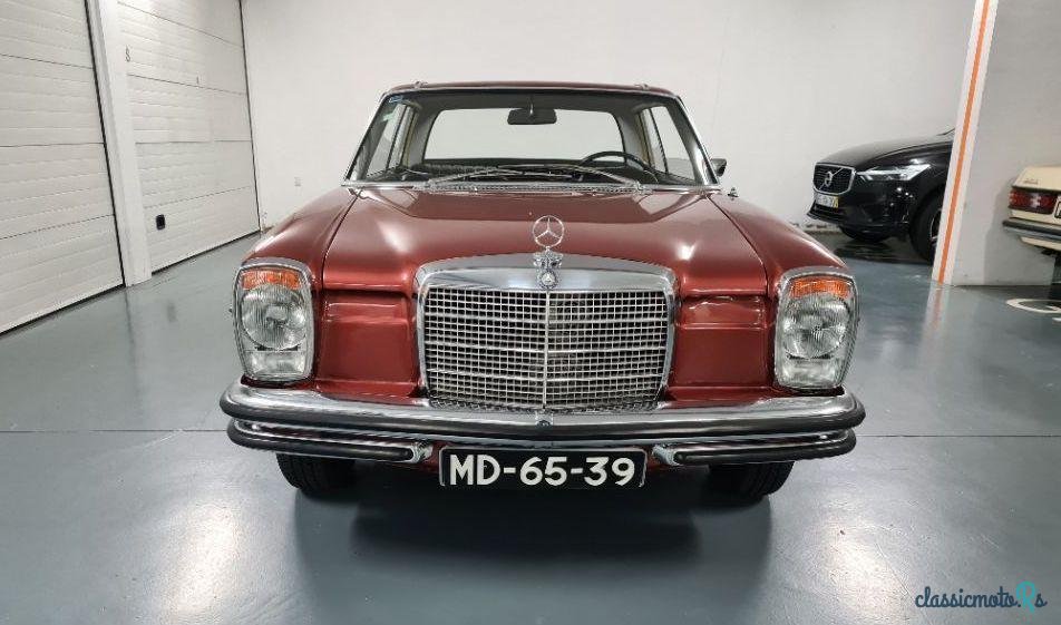 1969' Mercedes-Benz 250 photo #3