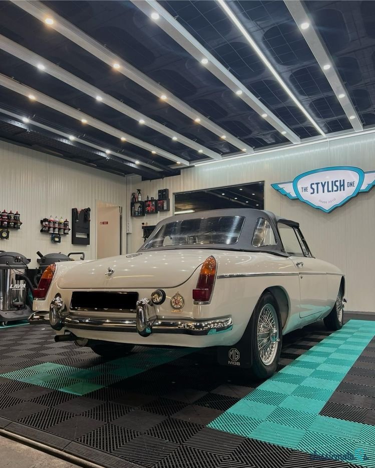 1965' MG MGB photo #5