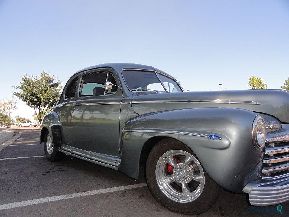 1948' Ford Deluxe photo #1