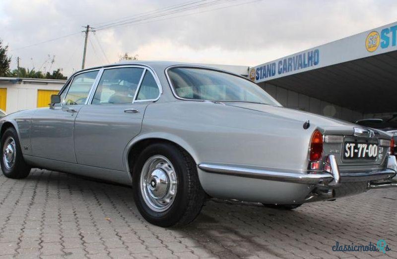 1976' Jaguar XJ photo #4