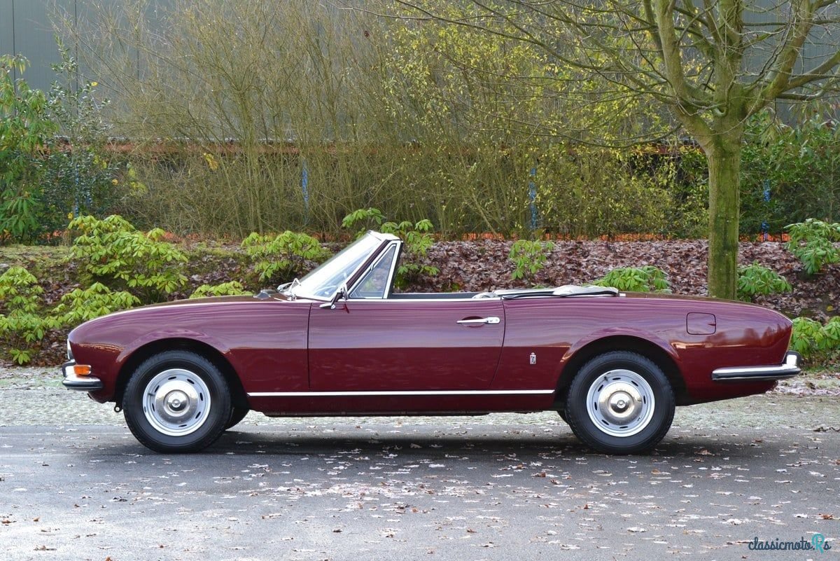 1970' Peugeot 504 photo #2