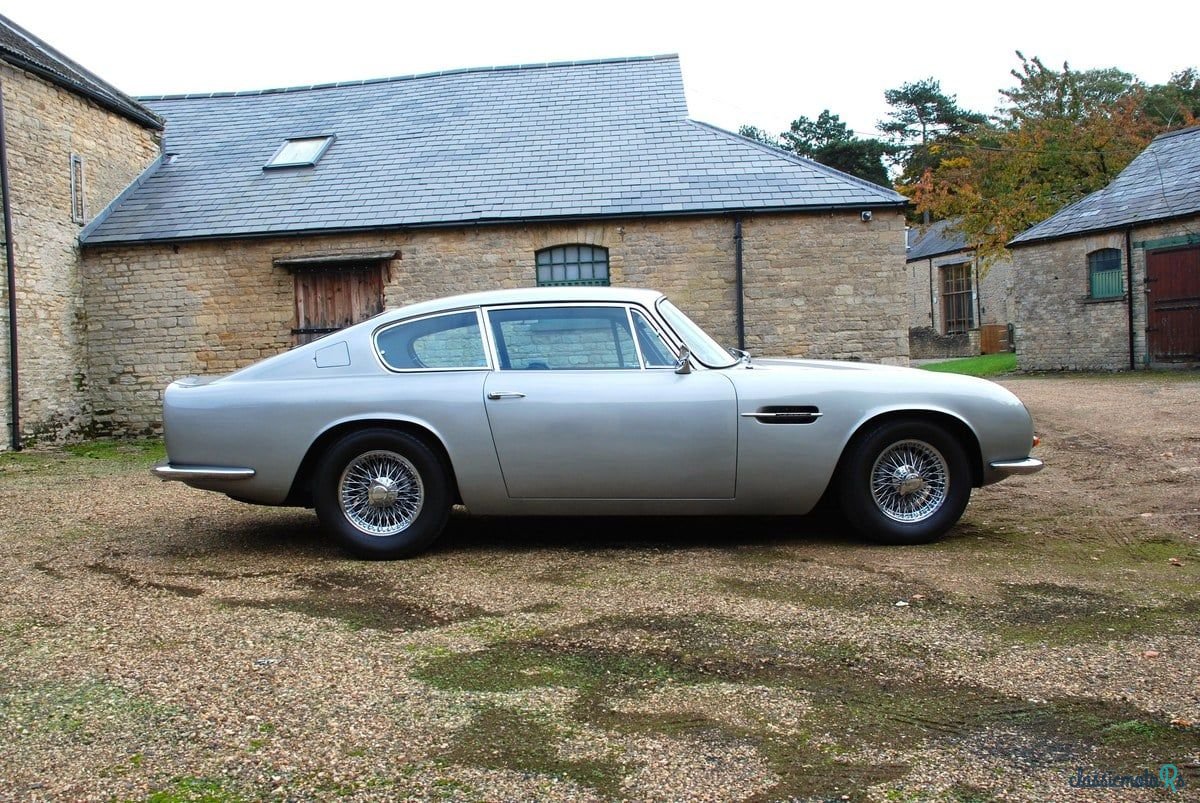 1971' Aston Martin DB6 photo #6