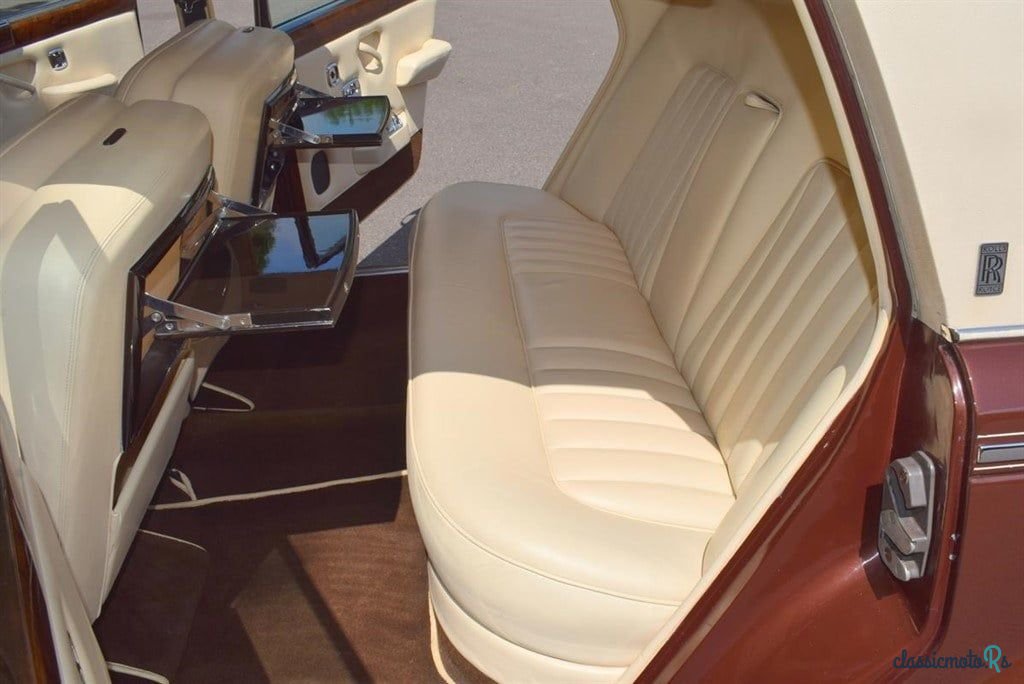 1980' Rolls-Royce Silver Spirit photo #5