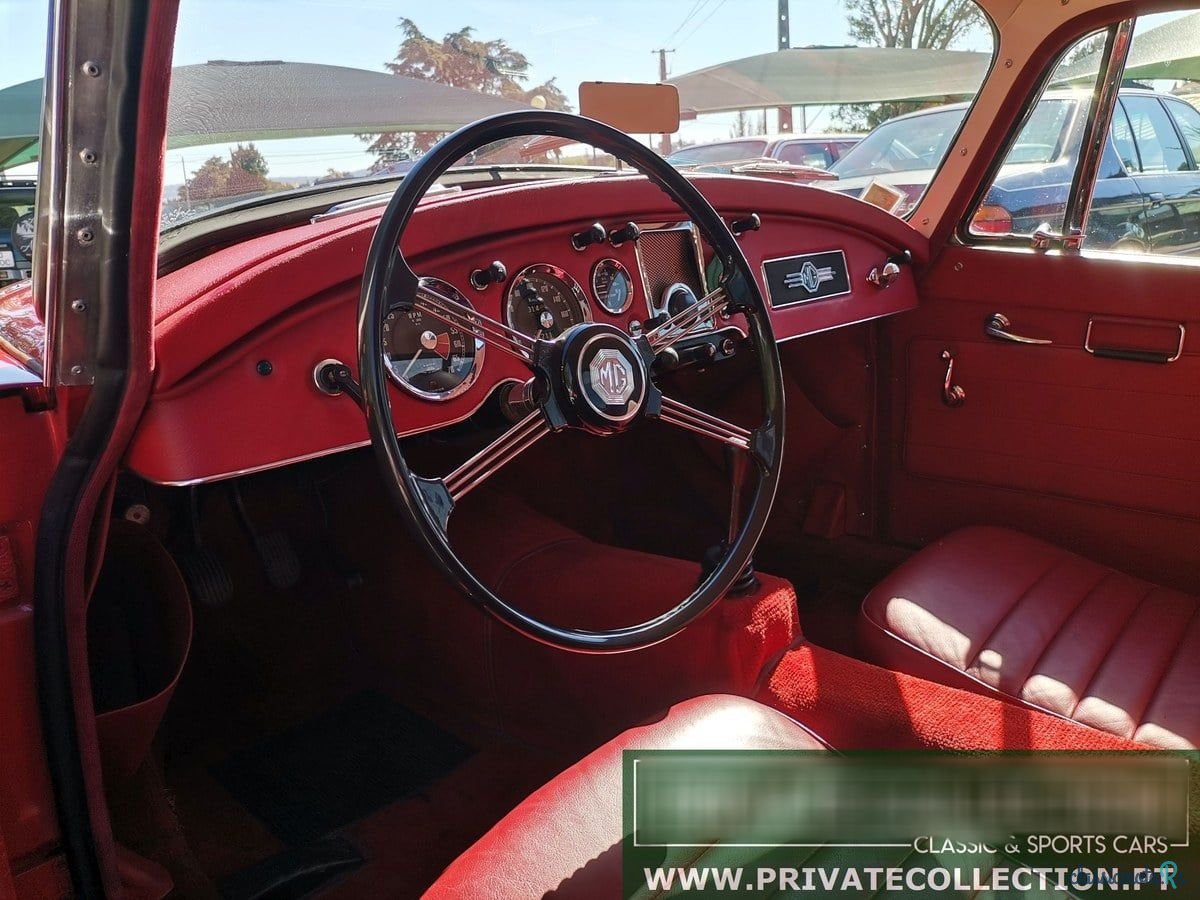 1958' MG MGA photo #4