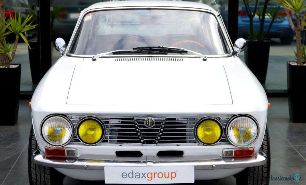 1971' Alfa Romeo Gt 1300 Junior photo #2