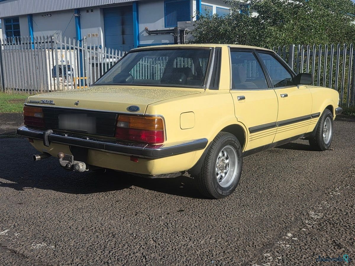1982' Ford Cortina photo #5