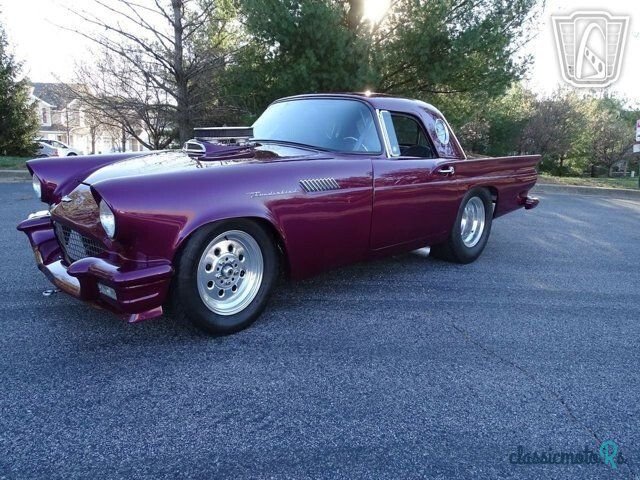 1957' Ford Thunderbird photo #1