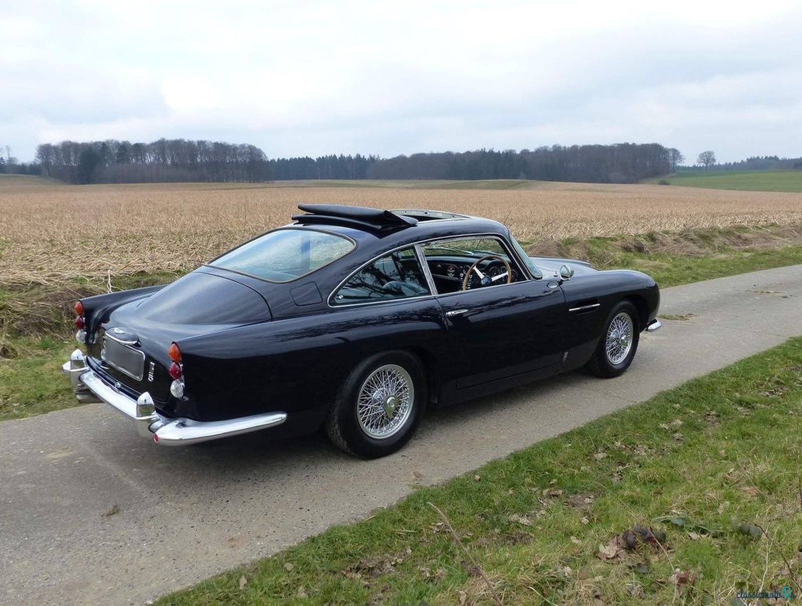 1964' Aston Martin DB5 Vantage photo #5