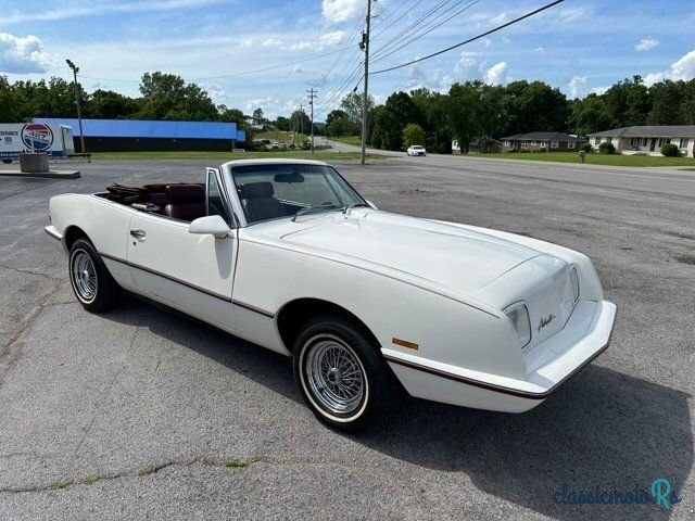 1987' Avanti II photo #2