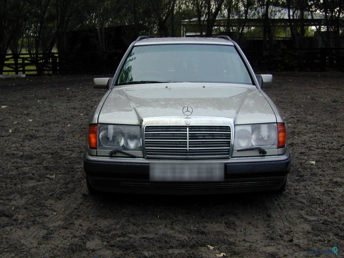 1990' Mercedes-Benz 300 photo #3