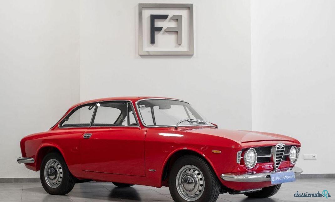 1969' Alfa Romeo Gt 1300 Junior  “Scalino” photo #4