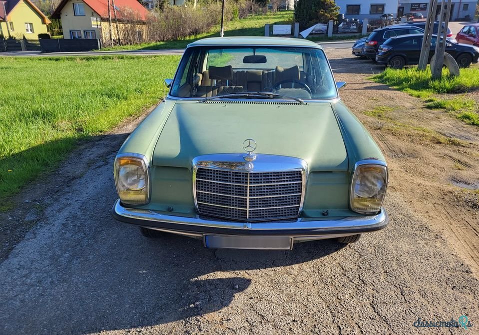 1973' Mercedes-Benz W114 photo #4