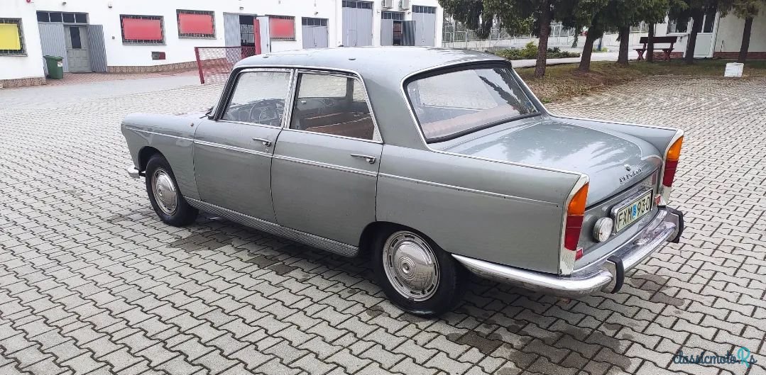 1967' Peugeot 404 photo #2