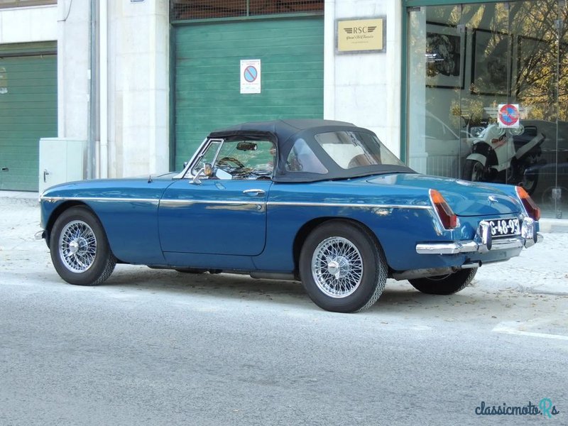 1972' MG MGB photo #4