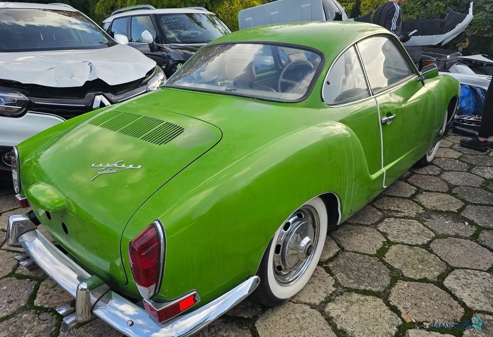 1970' Volkswagen Karmann Ghia photo #4