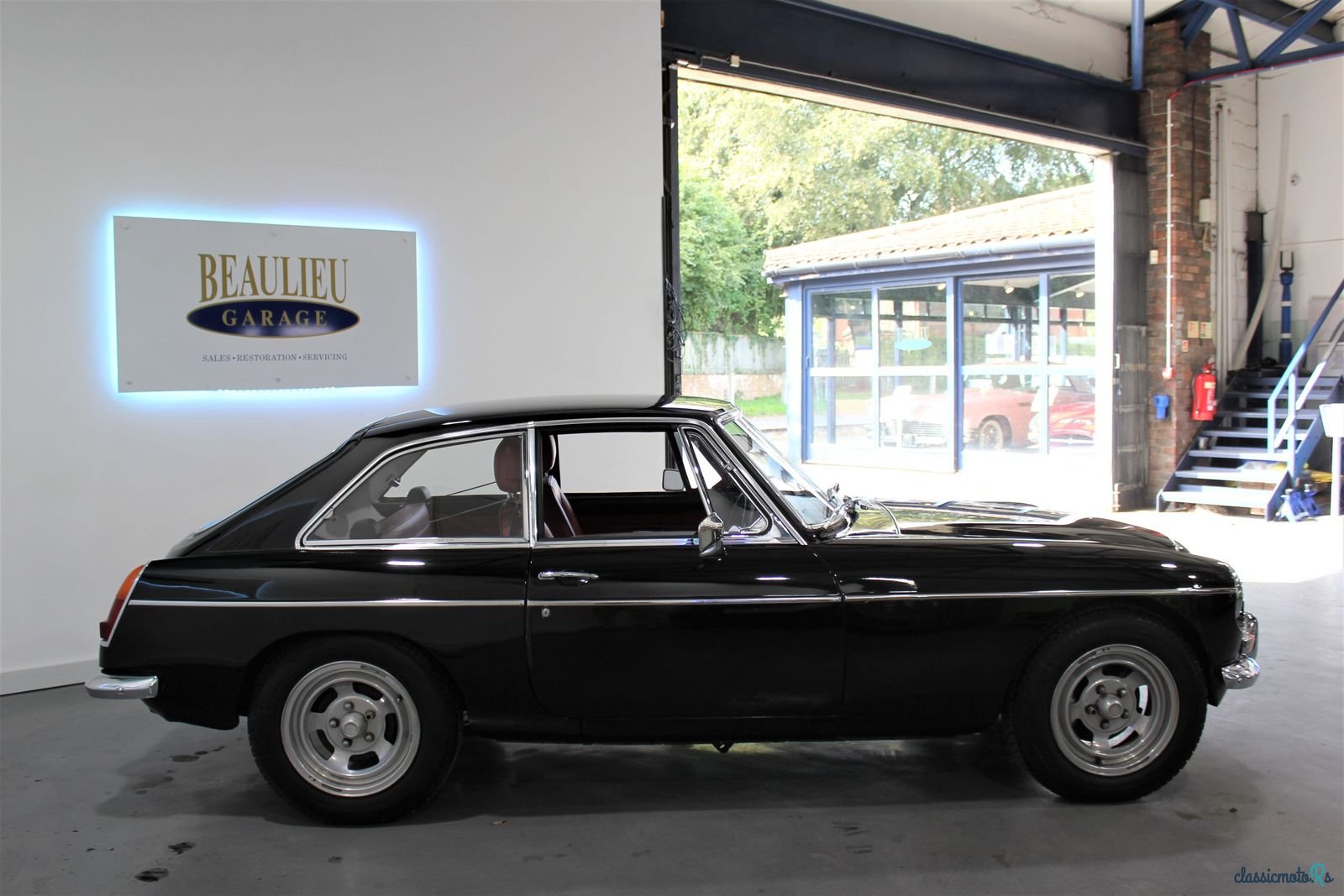 1968' MG MGC photo #4