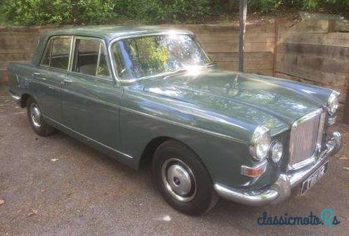 1967' Vanden Plas Princess R 4Ltr photo #3