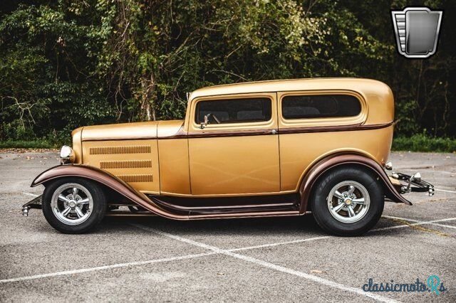 1932' Ford photo #3